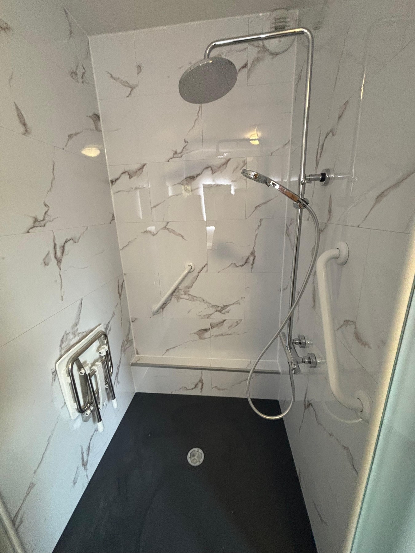Photo de réalisation de douche sécurisée 1