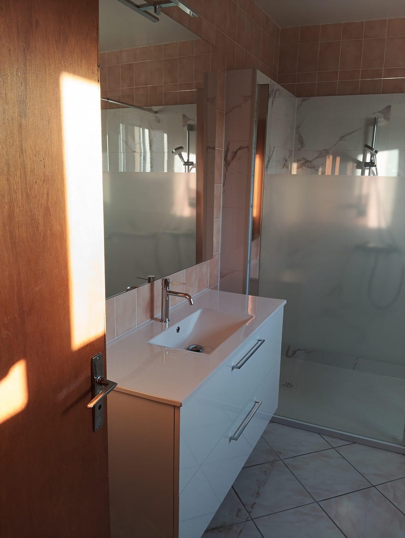 Photo de réalisation de douche sécurisée 8